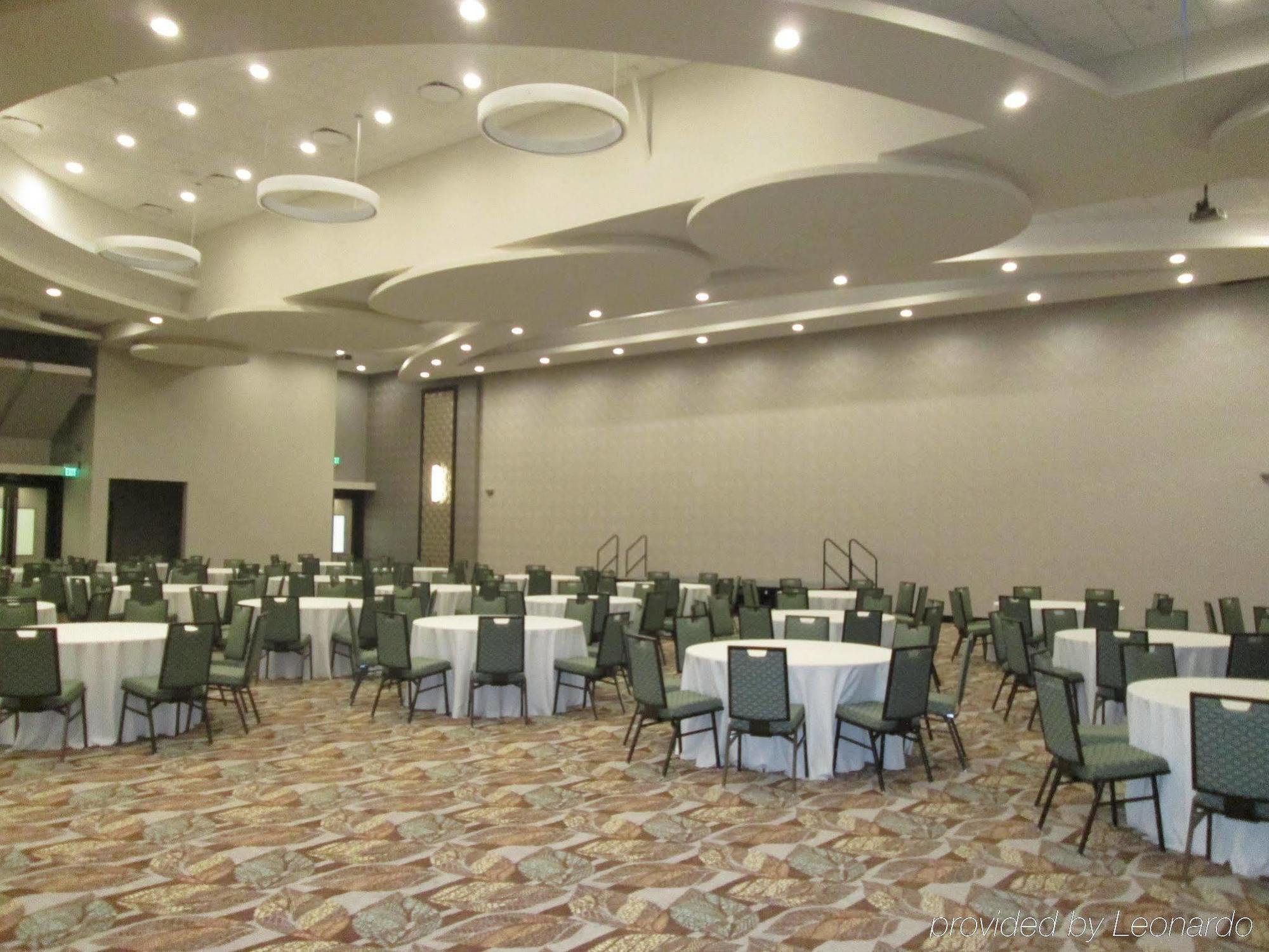 Holiday Inn Express Hotel & Suites Chicago West Roselle By Ihg Dış mekan fotoğraf